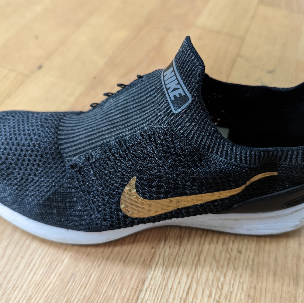 Nike air